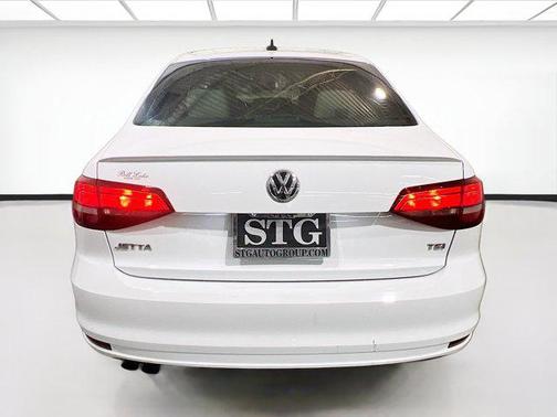 2017 Volkswagen Jetta 1.8T Sport