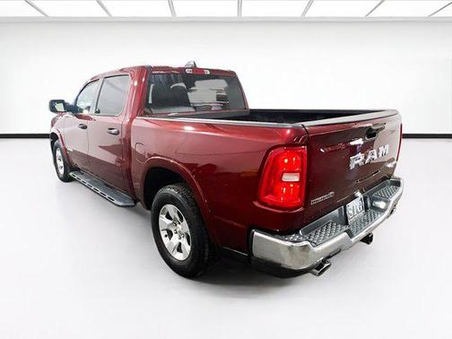 Delmonico Red Pearlcoat 2025 RAM 1500 Big Horn/Lone Star