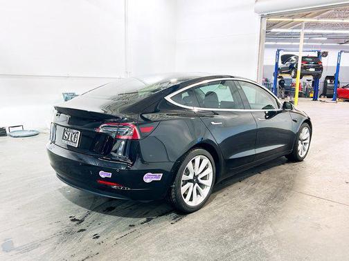 2018 Tesla Model 3 Mid Range
