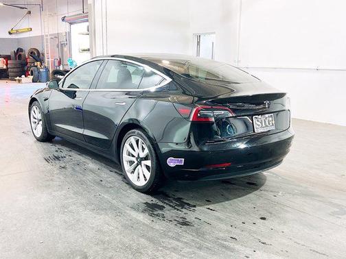 2018 Tesla Model 3 Mid Range
