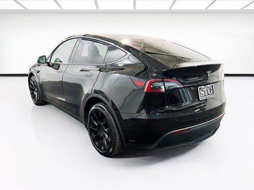 Black 2023 Tesla Model Y Long Range Dual Motor All-Wheel Drive