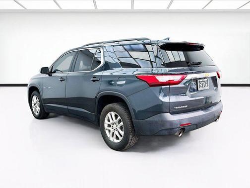 2021 Chevrolet Traverse LT Cloth