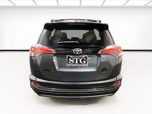 2018 Toyota RAV4 Adventure