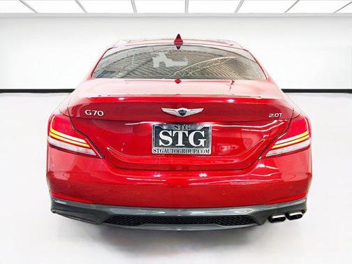 2020 Genesis G70 2.0T RWD