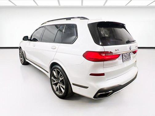 2020 BMW X7 M50i