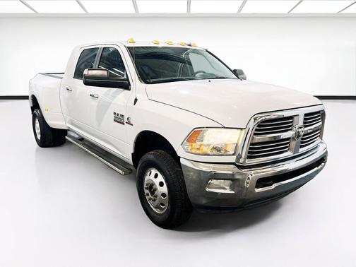 Bright White Clearcoat 2016 RAM 3500 Big Horn
