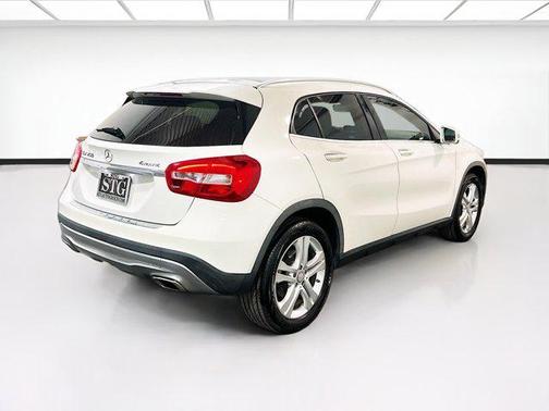 2016 Mercedes-Benz GLA-Class 4MATIC