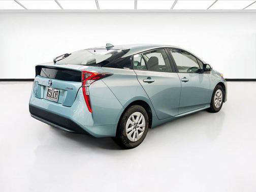 2016 Toyota Prius Two
