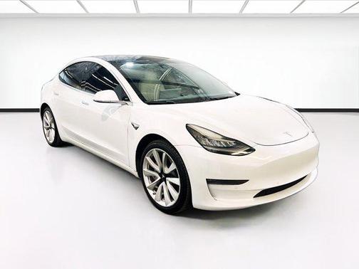 2020 Tesla Model 3 Long Range