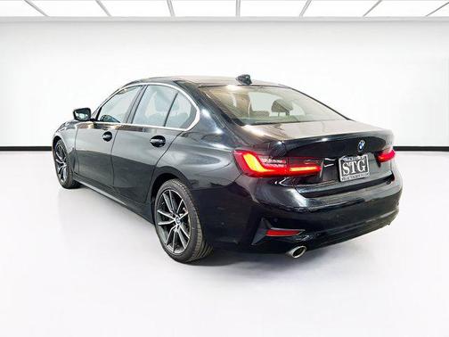 2019 BMW 330 330i