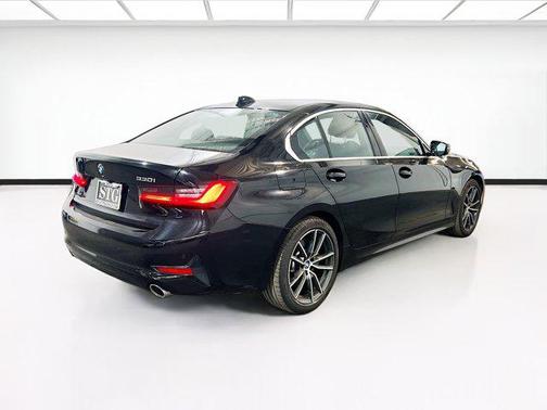 2019 BMW 330 330i