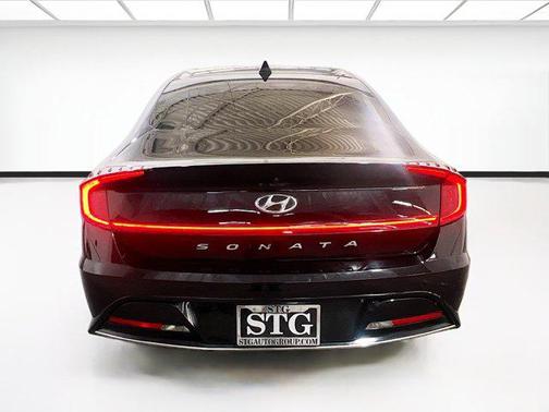 2021 Hyundai SONATA SE