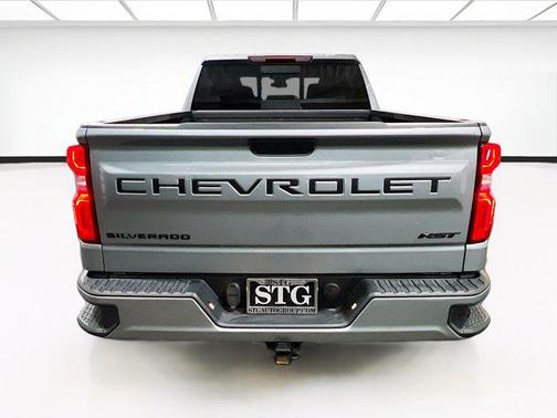 Sterling Gray Metallic 2025 Chevrolet Silverado 1500 RST