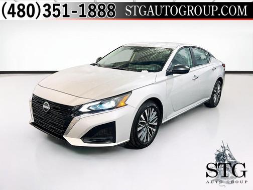 Brilliant Silver Metallic 2025 Nissan Altima SV FWD