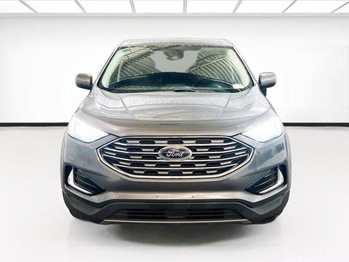 Gray 2022 Ford Edge SEL
