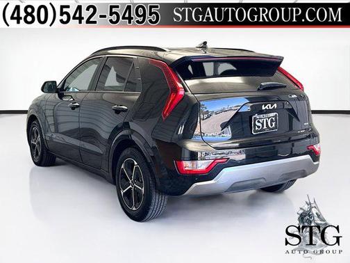 2023 Kia Niro SX
