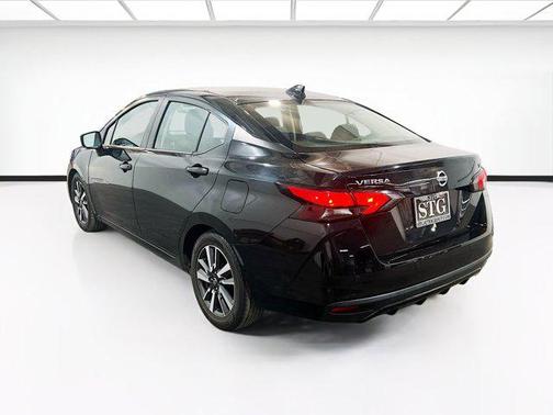 2021 Nissan Versa 1.6 SV