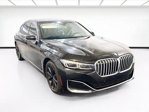 2020 BMW 740 740i