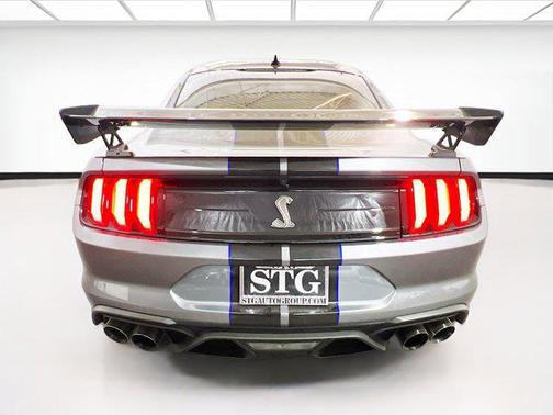 2021 Ford Shelby GT500 Base