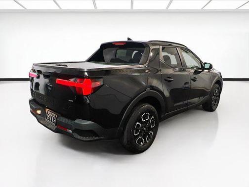 Phantom Black 2022 Hyundai SANTA CRUZ SEL