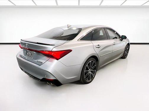 2020 Toyota Avalon Touring
