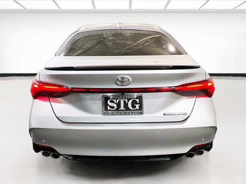 2020 Toyota Avalon Touring