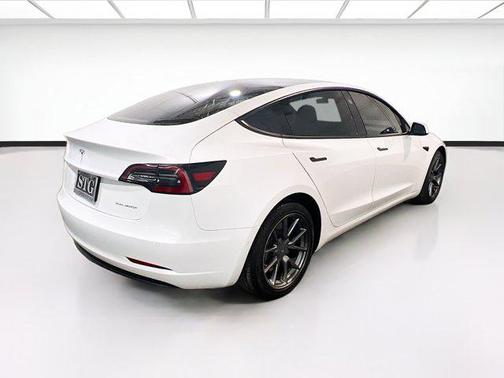 Pearl White Multi-Coat 2021 Tesla Model 3 Long Range