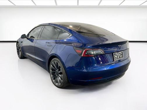 Deep Blue Metallic 2022 Tesla Model 3 Performance