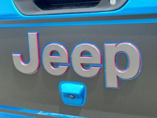 Hydro Blue Pearlcoat 2026 Jeep Gladiator Rubicon