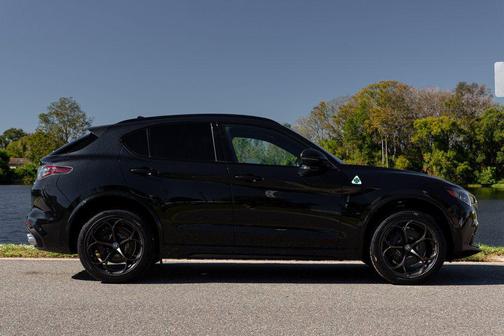 Vulcano Black Metallic 2024 Alfa Romeo Stelvio Quadrifoglio