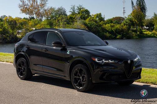 Vulcano Black Metallic 2024 Alfa Romeo Stelvio Quadrifoglio