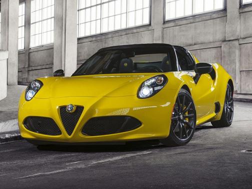 Madreperla White Tri-Coat 2016 Alfa Romeo 4C Spider Base