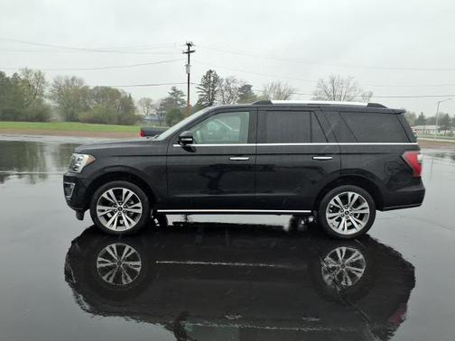 AGATE BLACK METALLIC 2021 Ford Expedition LIMITED