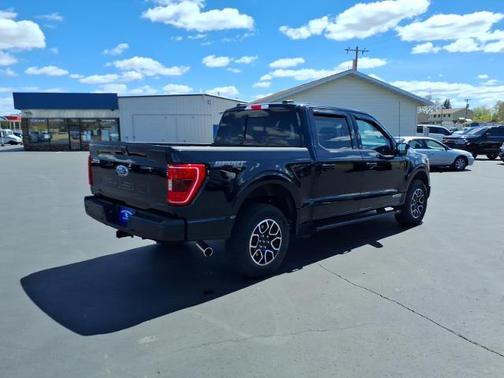 AGATE BLACK METALLIC 2023 Ford F-150 XLT