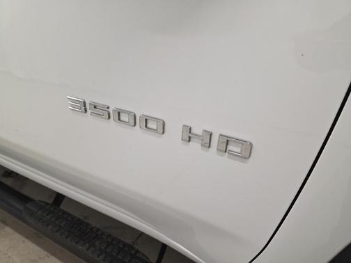 2024 Chevrolet Silverado 3500 WT