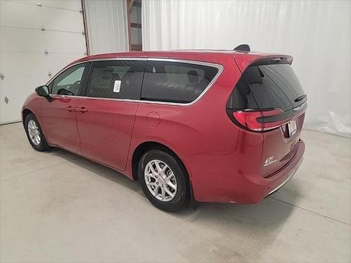 2025 Chrysler Pacifica L