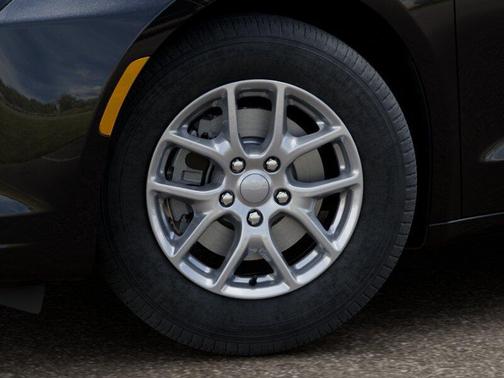 Diamond Black Crystal Pearlcoat 2027 Chrysler Pacifica L