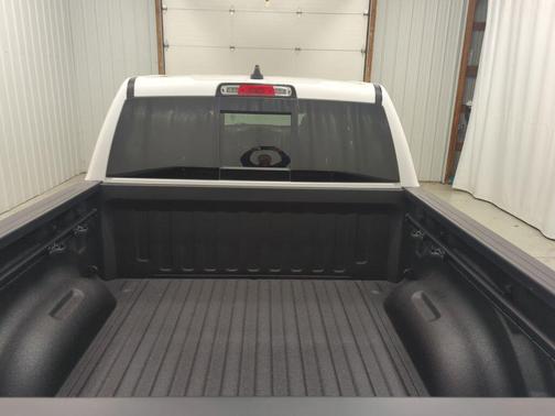 Bright White Clearcoat 2026 RAM 1500 Limited