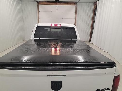 2018 RAM 2500 Laramie Crew Cab 4x4 6'4' Box