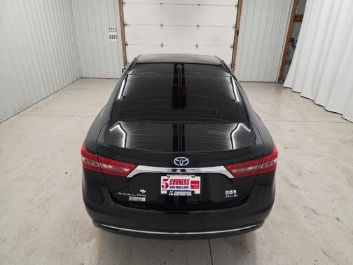 2017 Toyota Avalon Hybrid XLE Plus