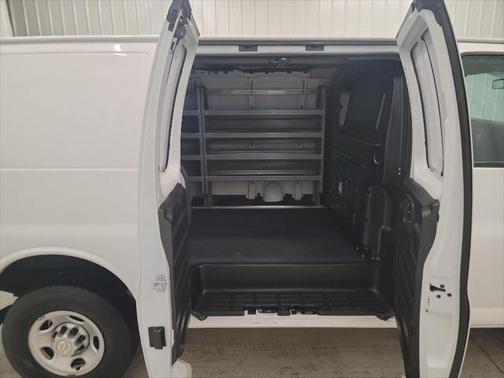 2021 Chevrolet Express 2500 RWD 2500 Regular Wheelbase WT