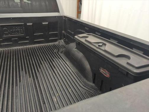 2020 RAM 2500 Laramie Crew Cab 4X4 6'4' Box