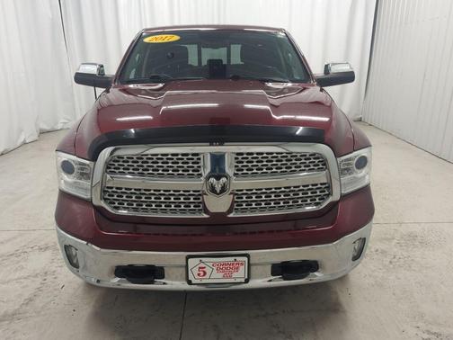 Delmonico Red Pearlcoat 2017 RAM 1500 Laramie