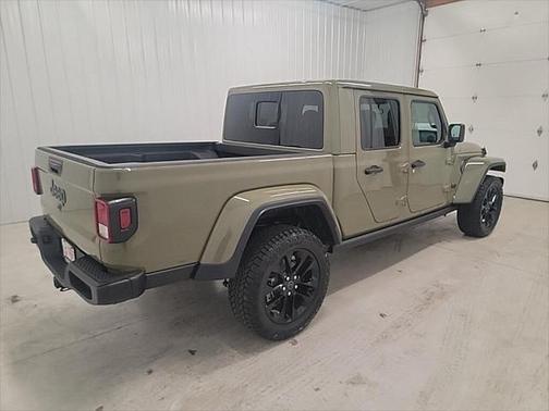 2025 Jeep Gladiator Nighthawk