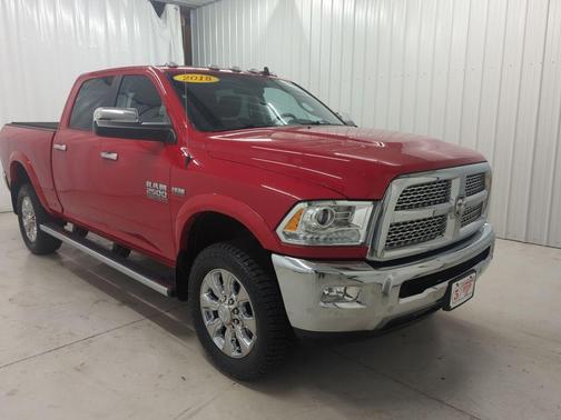 Flame Red Clearcoat 2018 RAM 2500 Laramie Crew Cab 4x4 6'4' Box