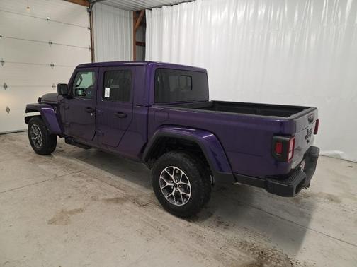 2026 Jeep Gladiator Sport S