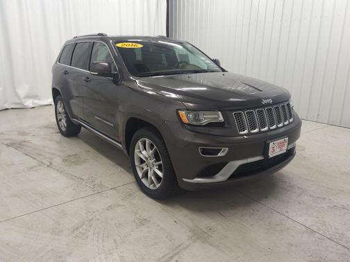 Granite Crystal Metallic Clearcoat 2016 Jeep Grand Cherokee Summit