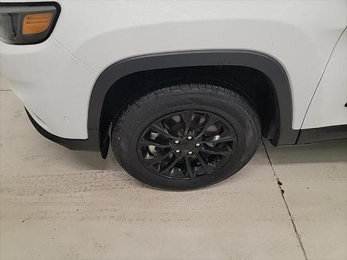 2023 Jeep Cherokee Altitude
