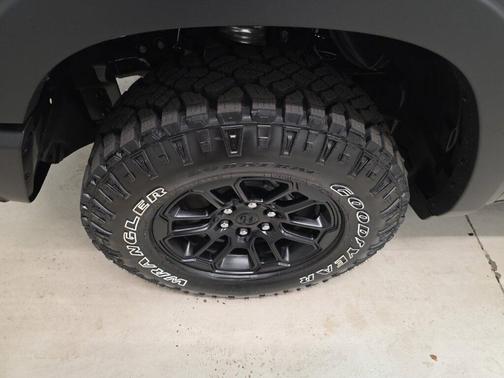 Tank 2027 RAM 1500 Rebel