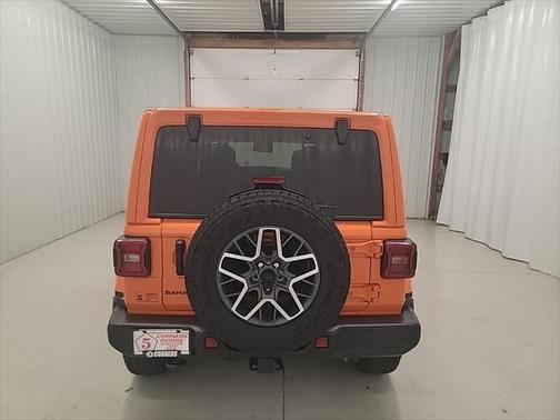 2025 Jeep Wrangler 4-Door Sahara 4x4